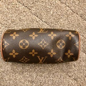Louis Vuitton Makeup/pen case